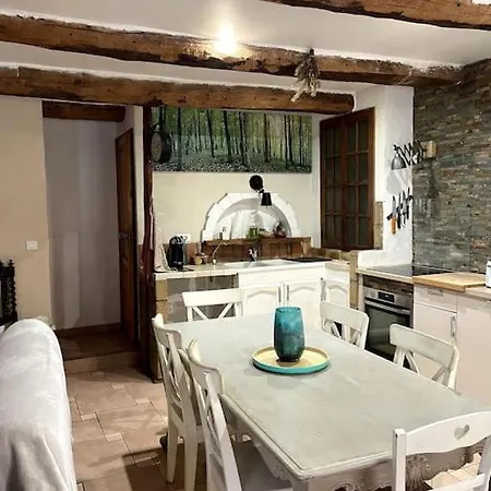 Hébergement de vacances Maison De 4 Pieces *